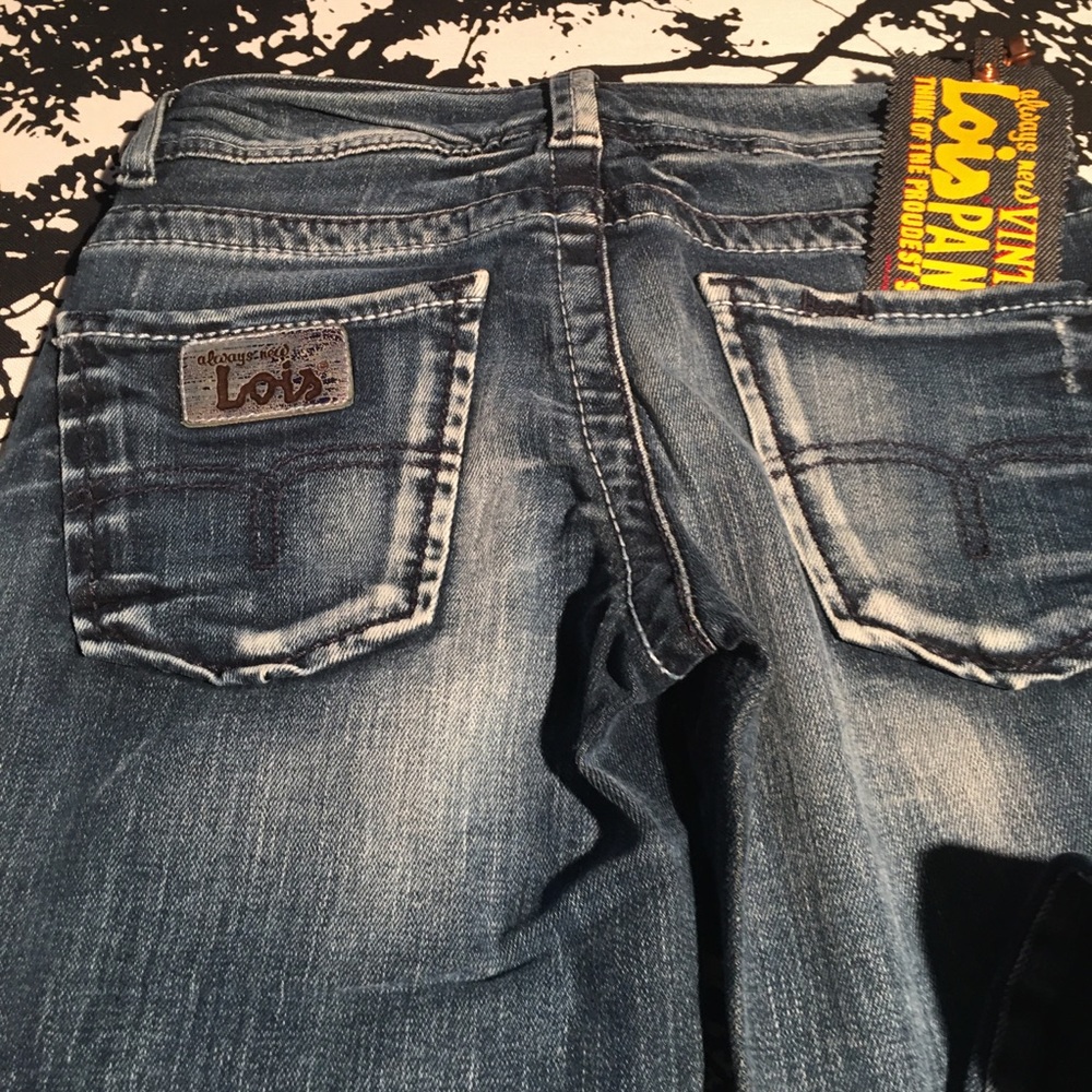 “Lois” NWT  Jeans
